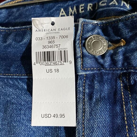 NWT American Eagle Distressed Jean Shorts Size 18 - Picture 8 of 9